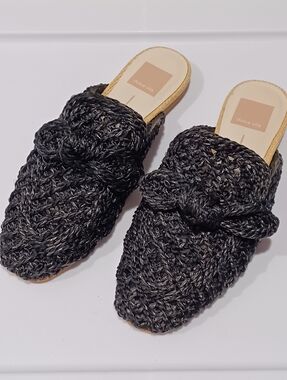 Dolce Vita Sabor Onyx Black Raffia Flat Slides